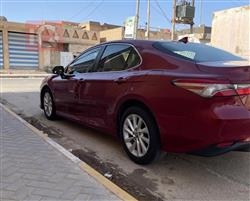 تۆیۆتا کامری